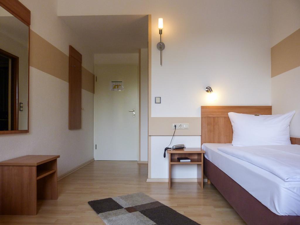 City Hotel Waldkraiburg Szoba fotó