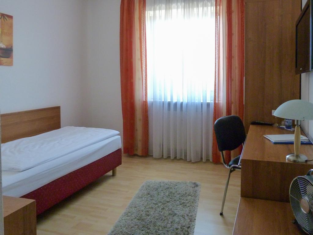 City Hotel Waldkraiburg Kültér fotó